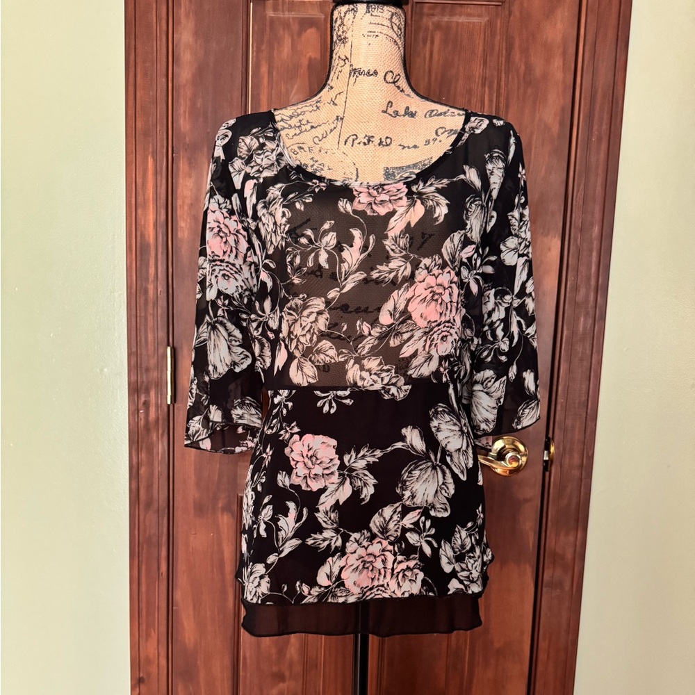 torrid sheer peplum top size 1